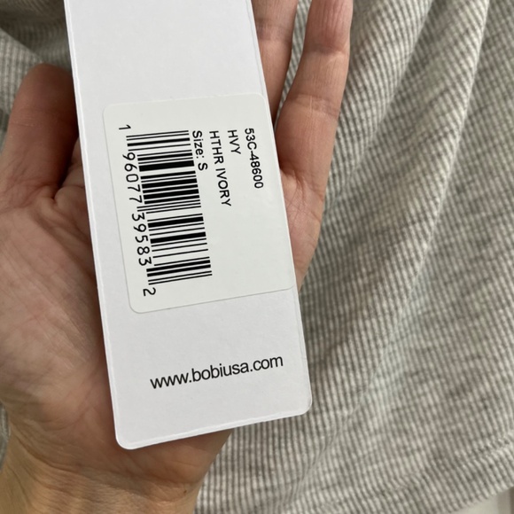 NWT Heather Gray Cowl Neck Ribbed Cropped Tank Top - Size Small - Picture 4 of 4